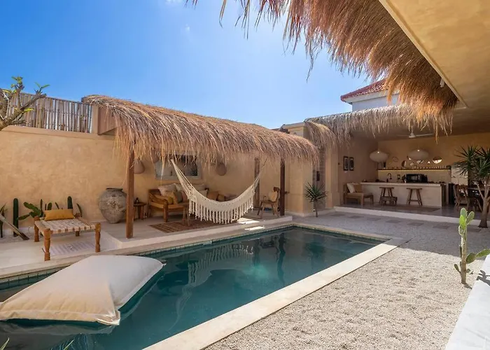 别墅 Sol - Lovely Mediterranean Style 3br W/pool. Dalung (Bali)